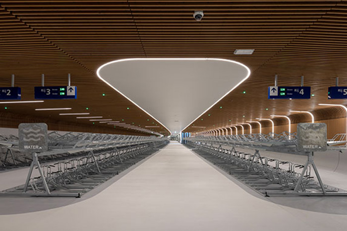 Neues Fahrradparkhaus für den Bahnhof Amsterdam CS